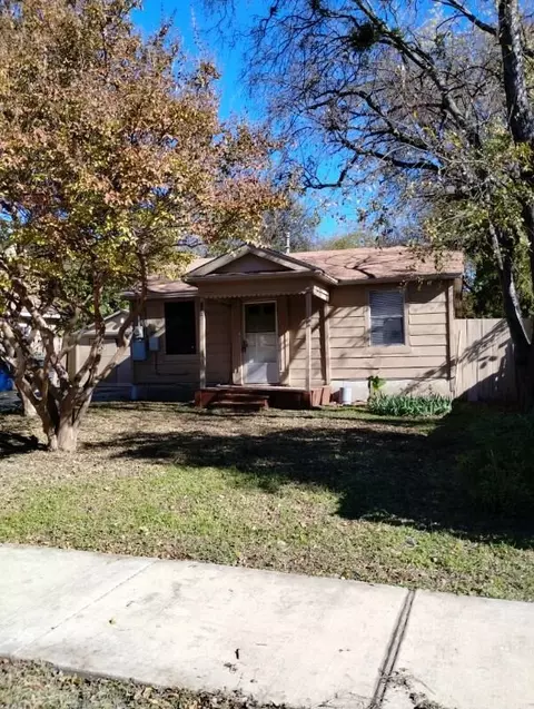 552 Ella Ave, Dallas, TX 75217