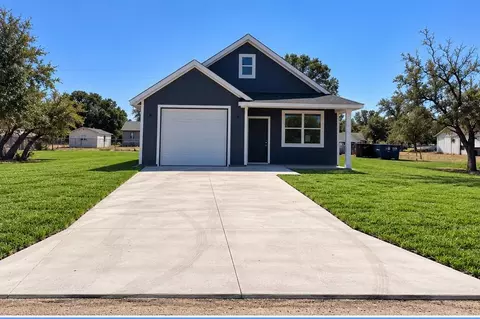317 Timberline Dr, Granbury, TX 76048