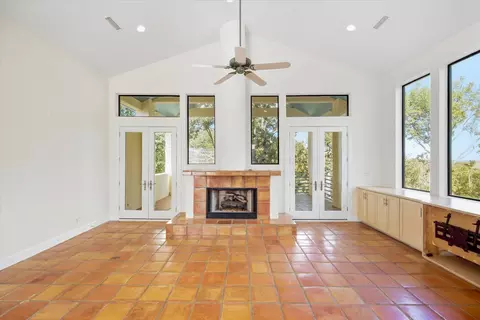 Living - 3606 Labrador, Grapevine, TX 76051 photo 3 of 4