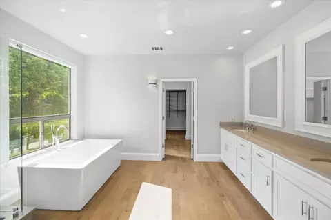 Bath - 3606 Labrador, Grapevine, TX 76051 photo 1 of 4
