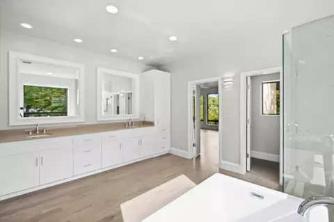 Bath - 3606 Labrador, Grapevine, TX 76051 photo 3 of 4