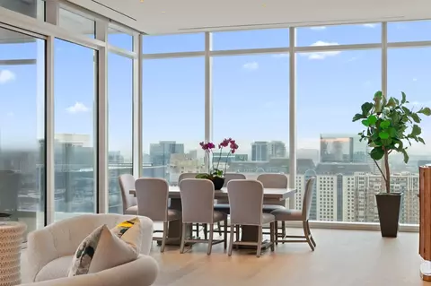 1747 Leonard St #2402, Dallas, TX 75201