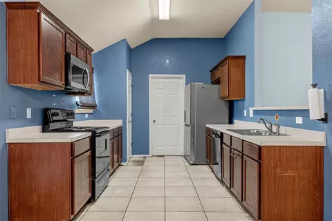 Entry Way - 240 B B Burt, Waco, TX 76708 photo 1 of 1