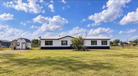 6505 Vintner Trl, Joshua, TX 76058