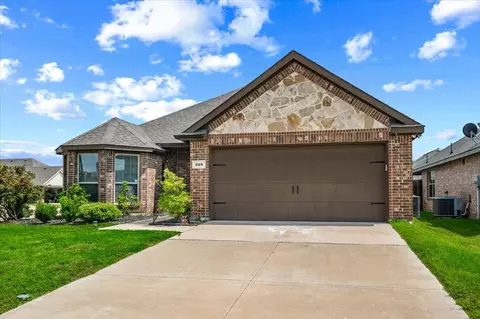 228 Garden Grove Dr, Waxahachie, TX 75165