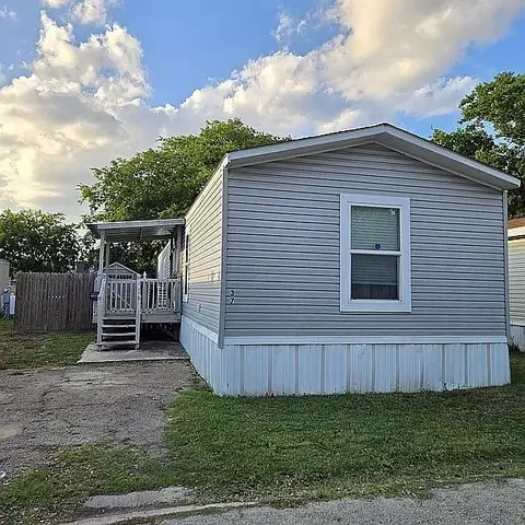 4801 Goldfield #37, San Antonio, TX 78218