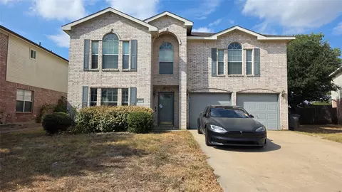 4504 Skipador Dr, Fort Worth, TX 76179