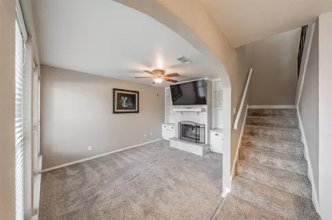Living - 714 E Wall St #105, Grapevine, TX 76051 photo 3 of 3