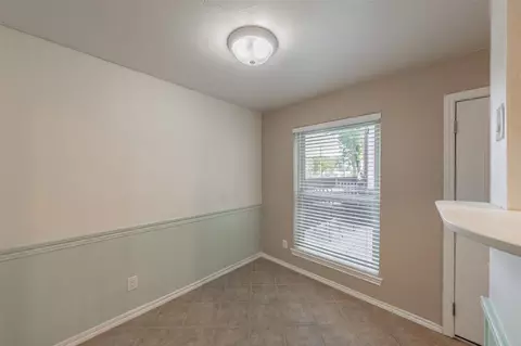 Other - 714 E Wall St #105, Grapevine, TX 76051 photo 2 of 7