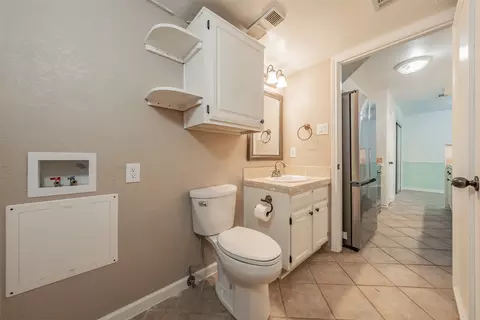 Other - 714 E Wall St #105, Grapevine, TX 76051 photo 4 of 7
