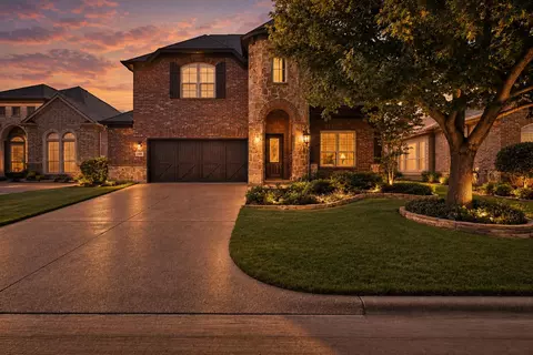 1406 St Tropez Ln, Arlington, TX 76013