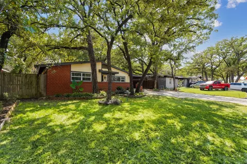 6320 Norma St, Fort Worth, TX 76112