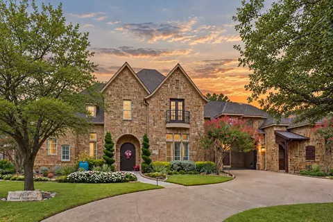 2613 Round Table Blvd, Lewisville, TX 75056