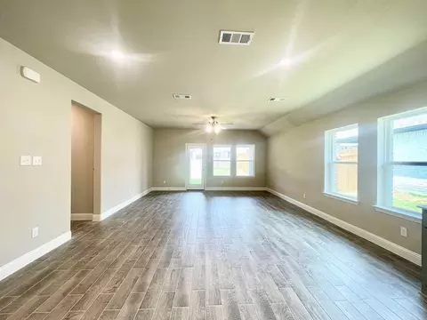 Living - 809 Tartane Dr, Anna, TX 75409 photo 2 of 7