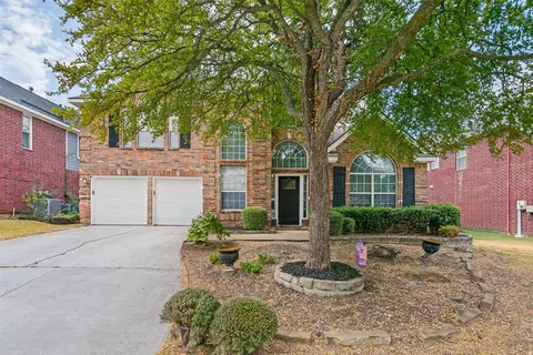 2314 Balleybrooke Dr, Lewisville, TX 75077
