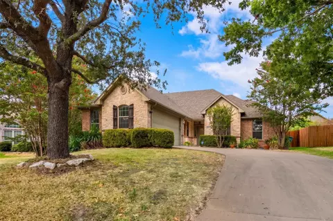 2205 Covington Ct, Sherman, TX 75092