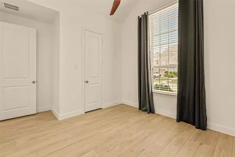 Bedroom - 6631 Roughleaf Ridge Rd, Argyle, TX 76226 photo 3 of 4