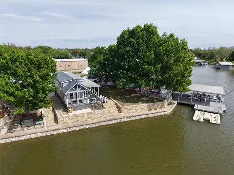 817 Brazos Harbor Cir, Granbury, TX 76048
