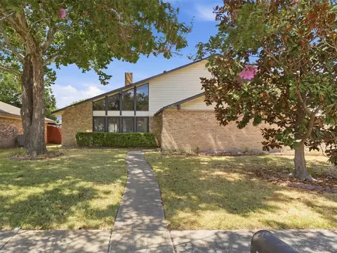 5301 Sarasota Dr, Garland, TX 75043