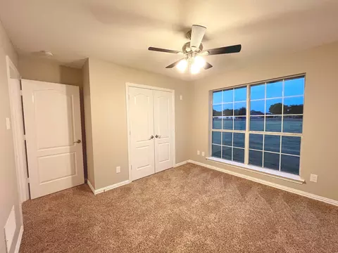 Bedroom - 1085 E Alamosa Dr, Talty, TX 75160 photo 3 of 4