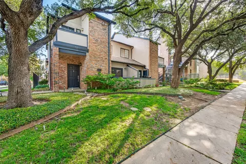 4102 Buena Vista St #13, Dallas, TX 75204