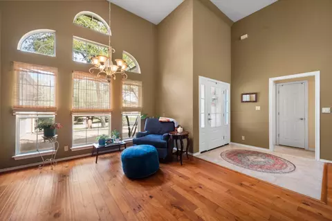 6511 Westover Dr, Granbury, TX 76049