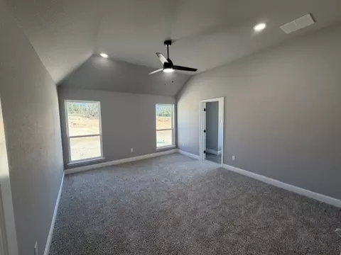 Bedroom - 924 Eagles Way, Springtown, TX 76082 photo 1 of 3