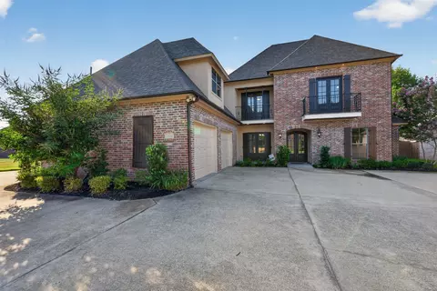 9522 Milbank Dr, Shreveport, LA 71115
