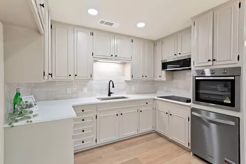 5105 Grove St, North Richland Hills, TX 76180