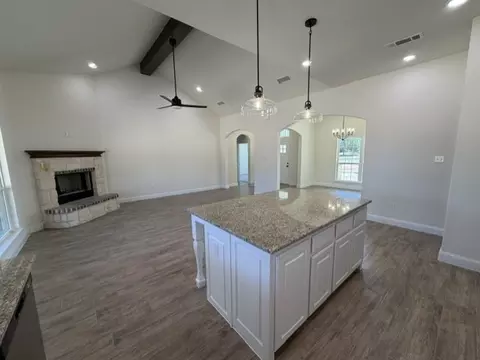 Living - 882 Eagles Way, Springtown, TX 76082 photo 2 of 5