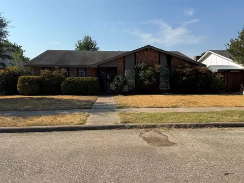 2706 Gayle Dr, Garland, TX 75044