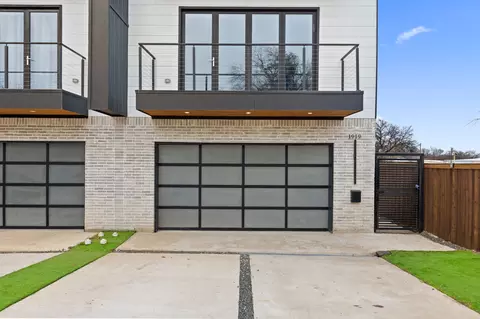 1919 Pollard St, Dallas, TX 75208