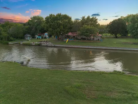 View/Area - 308 Causeway Cv, Seven Points, TX 75143 photo 23 of 28