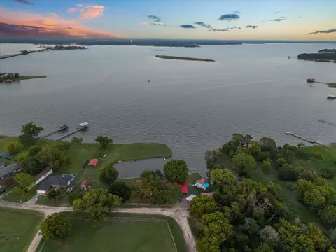 View/Area - 308 Causeway Cv, Seven Points, TX 75143 photo 14 of 28