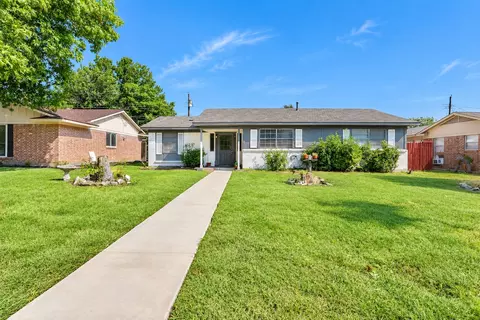 1817 Laurel Ln, Plano, TX 75074