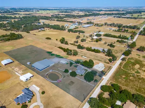 View/Area - 1601 E Blackjack Rd, Pilot Point, TX 76258 photo 8 of 9