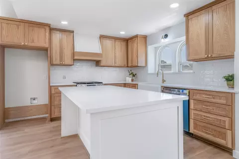 2701 Crow Valley Trl, Plano, TX 75023