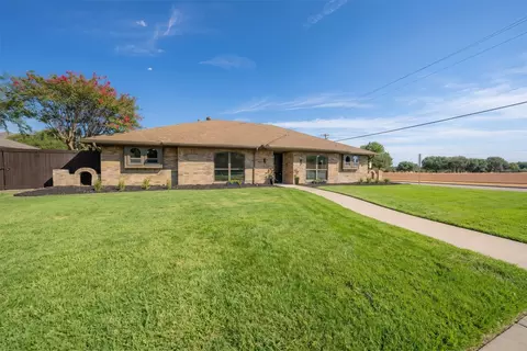 2701 Crow Valley Trl, Plano, TX 75023
