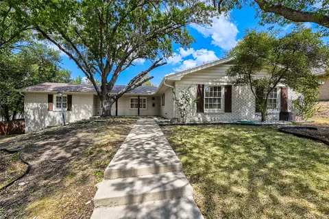 6504 Genoa Rd, Fort Worth, TX 76116