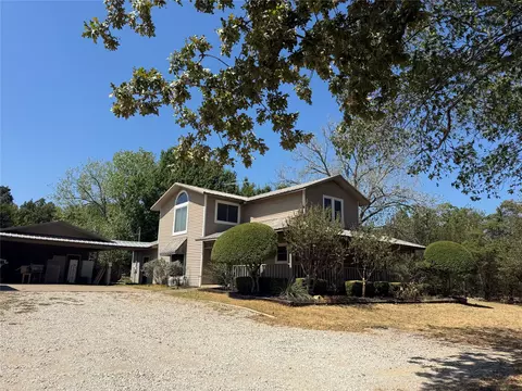 820 Forgotten Ln, Burleson, TX 76028