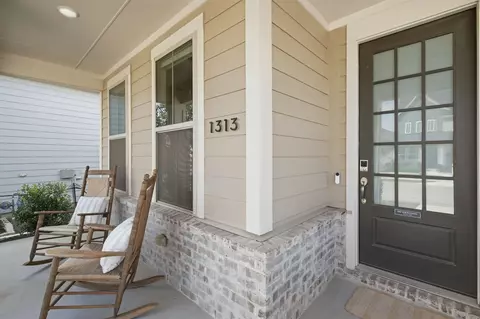 Exterior - 1313 Ginger Ln, Argyle, TX 76226 photo 4 of 8