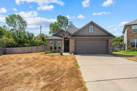 Exterior - 3905 S Fork Ranch Rd, Waco, TX 76705 photo 6 of 6