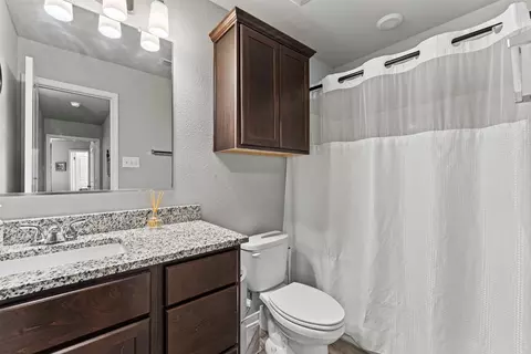 Bath - 3905 S Fork Ranch Rd, Waco, TX 76705 photo 3 of 3