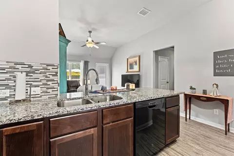 Kitchen - 3905 S Fork Ranch Rd, Waco, TX 76705 photo 3 of 4