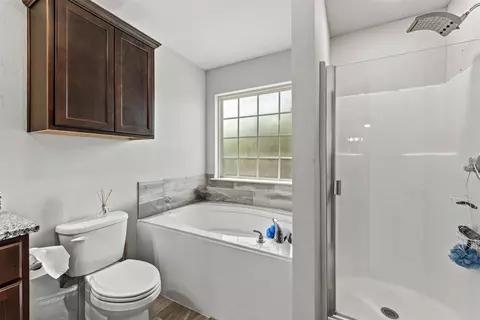 Bath - 3905 S Fork Ranch Rd, Waco, TX 76705 photo 1 of 3