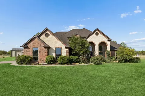 130 Corona Ct, Fort Worth, TX 76108