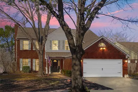 5329 Grand Mesa Dr, Fort Worth, TX 76137