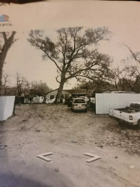2760 Dowdy Ferry Rd, Dallas, TX 75217