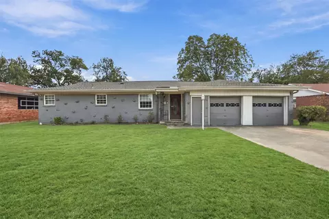 5012 Ira St, Haltom City, TX 76117