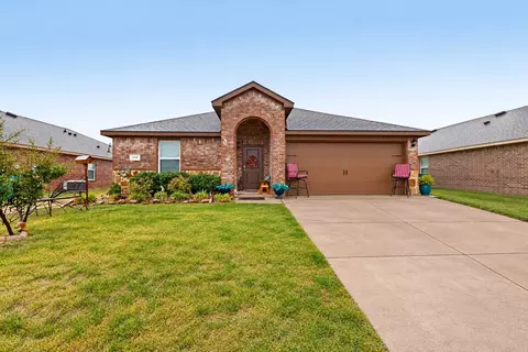 728 Meadow Creek Ln, Royse City, TX 75189
